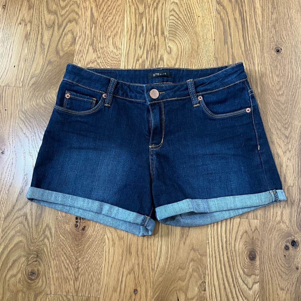 STS Blue Denim Shorts Women's Size 5 Dark Blue 5-Pocket Flat Front Cuffed Hem